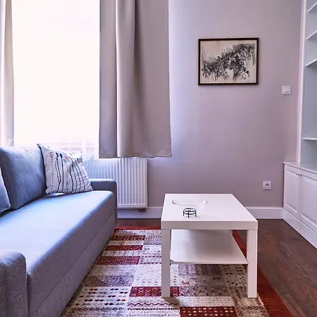 Old Town 2 Bedroom Royal * Krasków