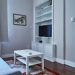 Apartment Old Town 2 Bedroom Royal